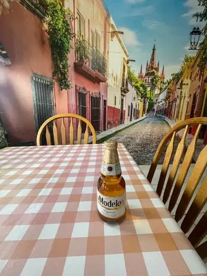 La Esquina Cafe