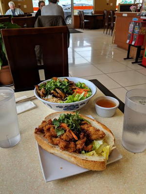 Pho Tai