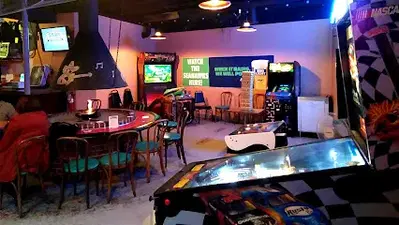 Tab's Bar & Grill