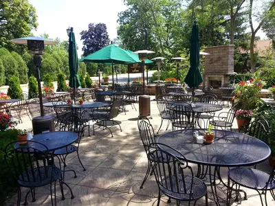 Jack Pandl's Whitefish Bay Inn