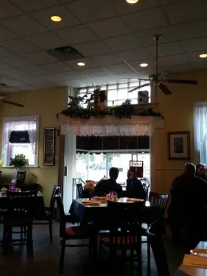 Silver Spoon Gastropub & Pizzeria