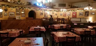 Mike & Angelo's