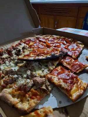 Crossroads II Pizza & Subs