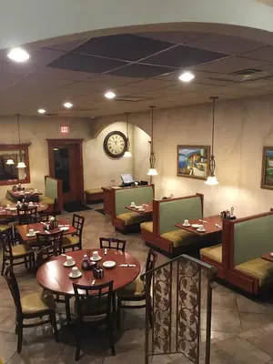 Paisano's Italian Restaurant and Pizzeria