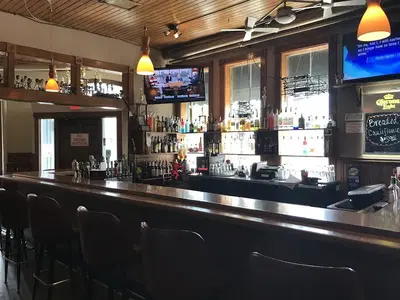 Sal's Pub and Grill