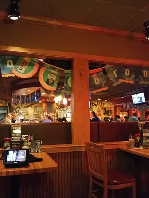 Applebee's Grill + Bar
