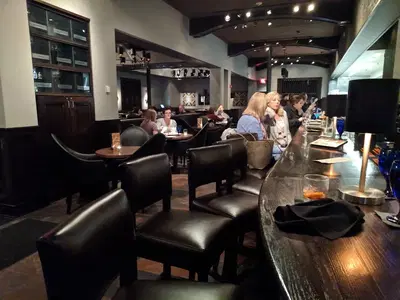 Eno Vino Wine Bar & Bistro