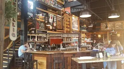 Café Hollander Brookfield Corners