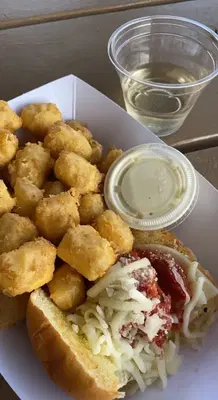 Nunu's Kitchen and Catering