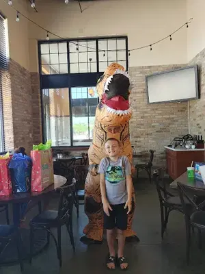Zaffiro's Pizzeria - Ridge