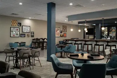 8900 Bar & Bistro