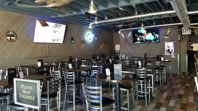 Slip 56 - Bar & Restaurant
